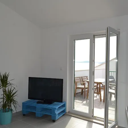 Bruna Apartman Stomorska