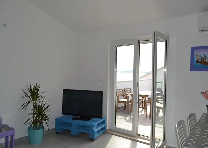 Bruna Apartman Stomorska