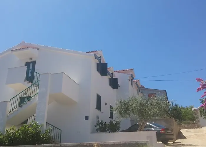 Bruna Apartman Stomorska